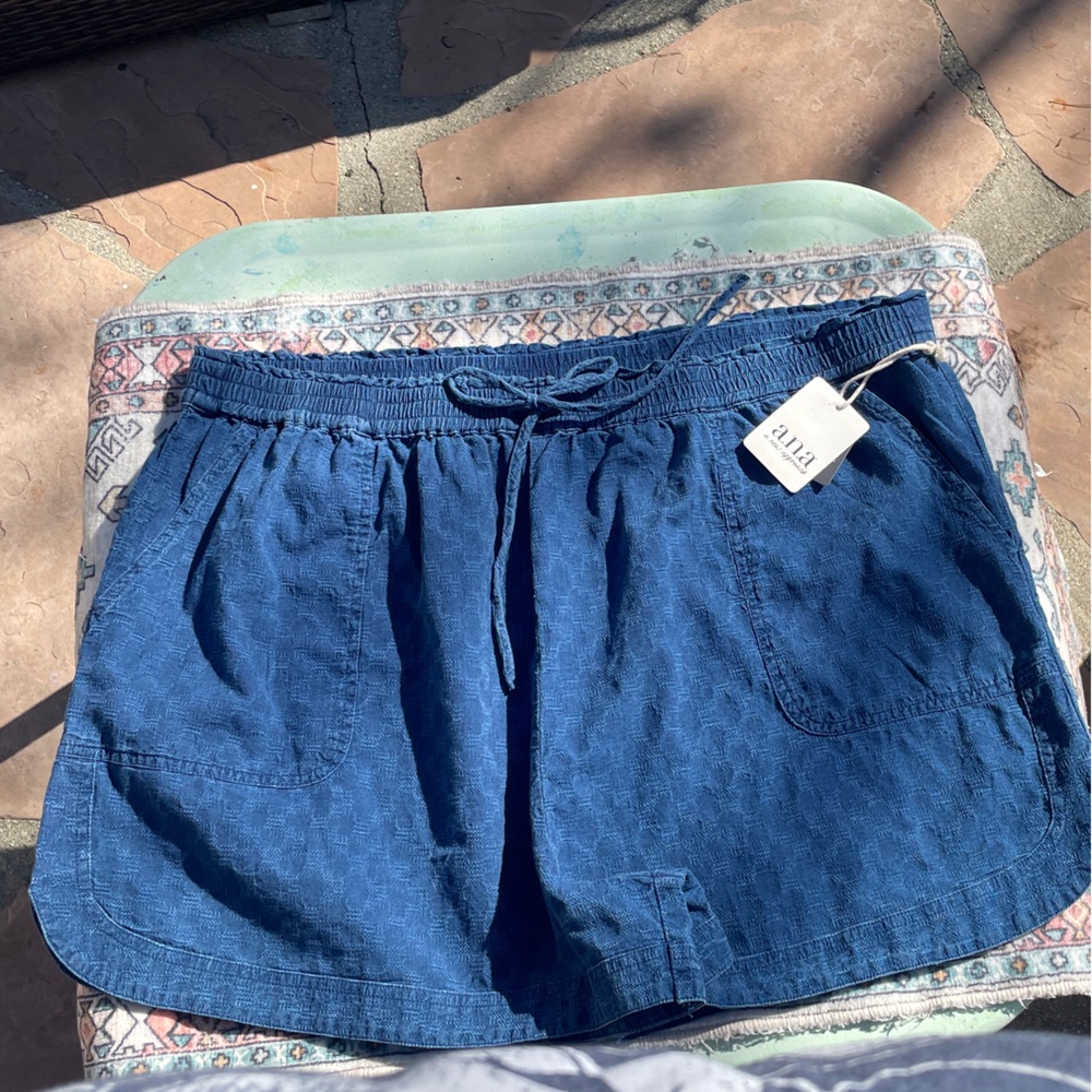 a.n.a a new approach Women's High Waist Blue Shorts